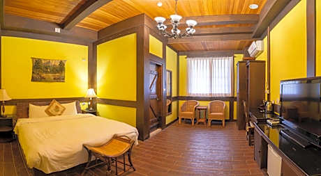 Large Double Room