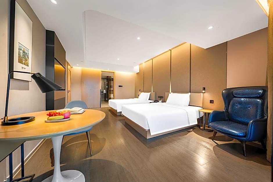 Atour Hotel Chongqing Yongchuan High-Speed Railway Station Xinglong Lake