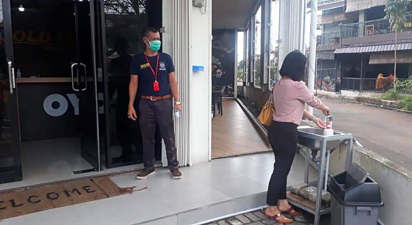 Gold Line Guest House