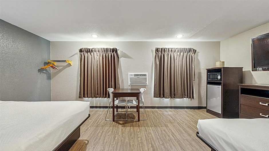 Red Lion Inn & Suites Olathe Kansas City