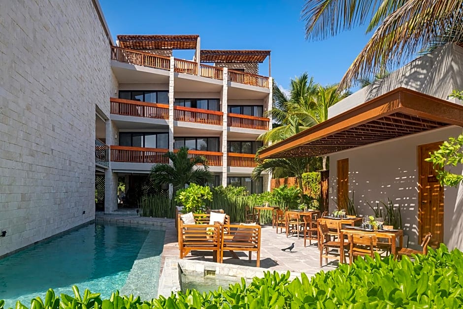 Alea Tulum by Blue sky