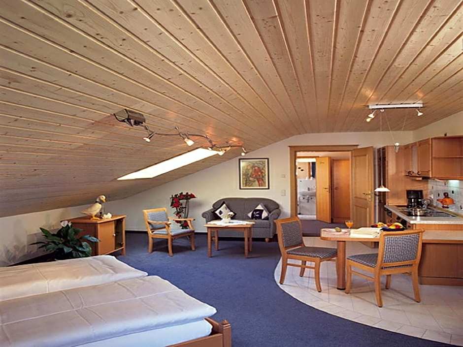 Hotel am Wiesenhang - Garni