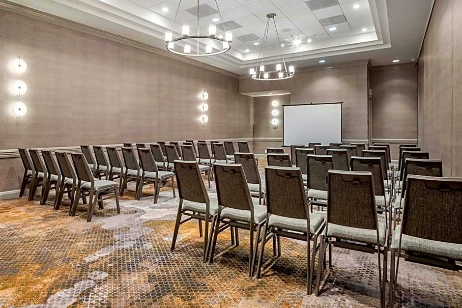 Sheraton Suites Wilmington Downtown