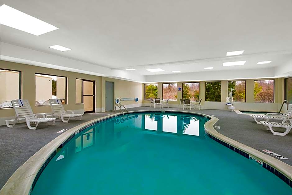 Holiday Inn Express Harrisburg NE By IHG