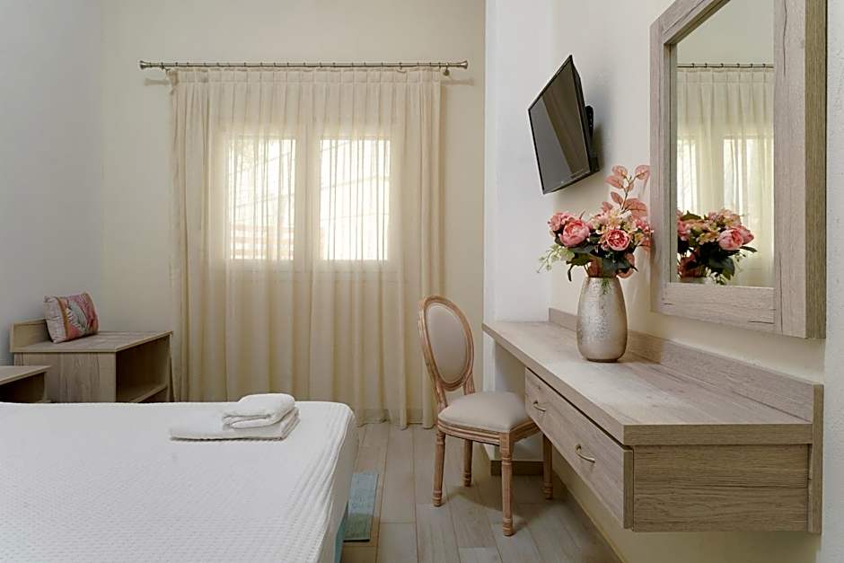 INROY SEA VIEW APARTMENTS