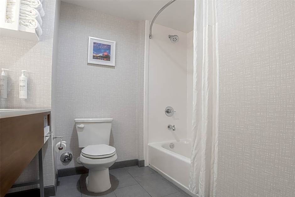 Hampton Inn by Hilton Santa Clarita-Valencia