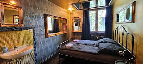 Double Room with Shared Bathroom