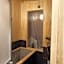 Business Hotel Takanoya