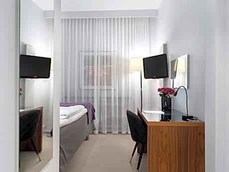 Standard Single Room (No window)