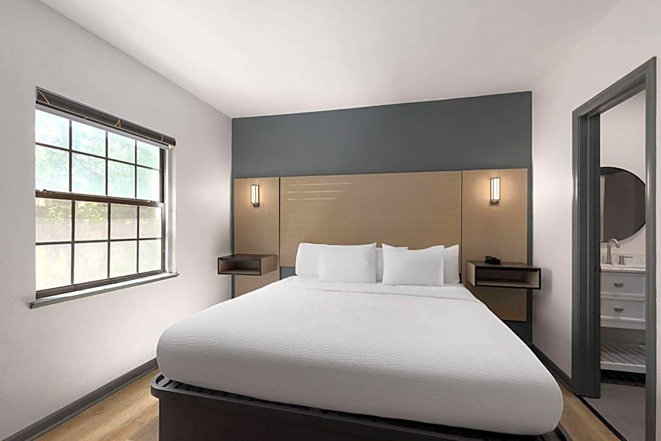 Ramada by Wyndham Studio Suites Dothan