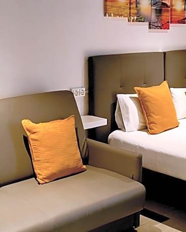 Classic Quadruple Room
