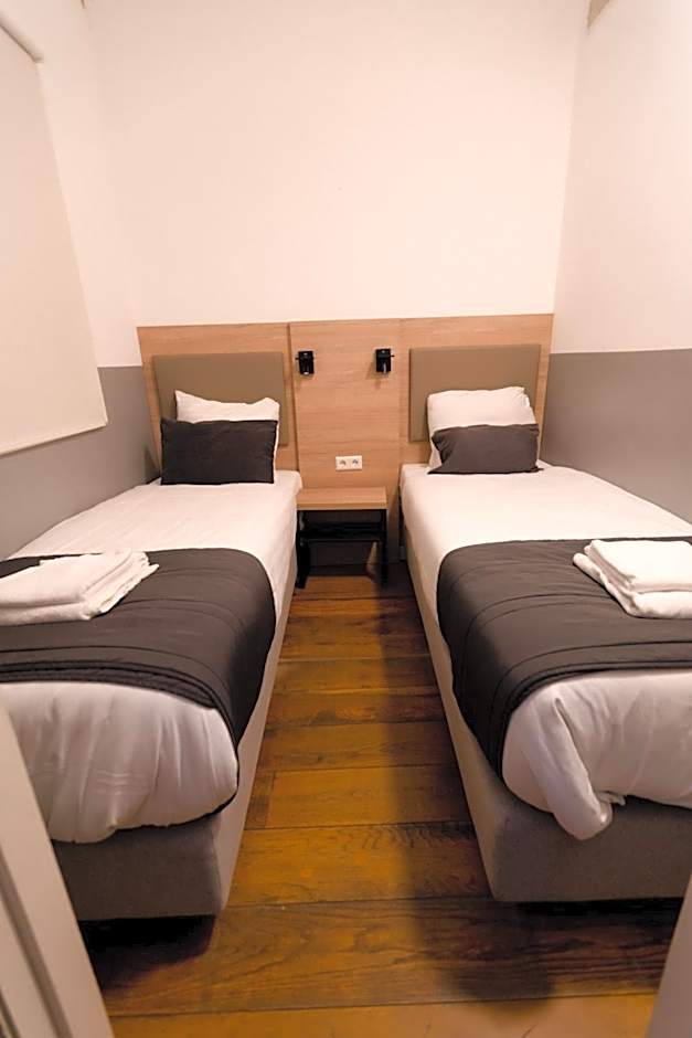 Photo 1 of 21 of Comfort 2 Bedroom Apartment