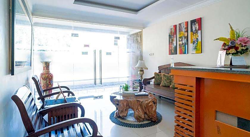 RedDoorz Syariah near Marvell City Mall 2