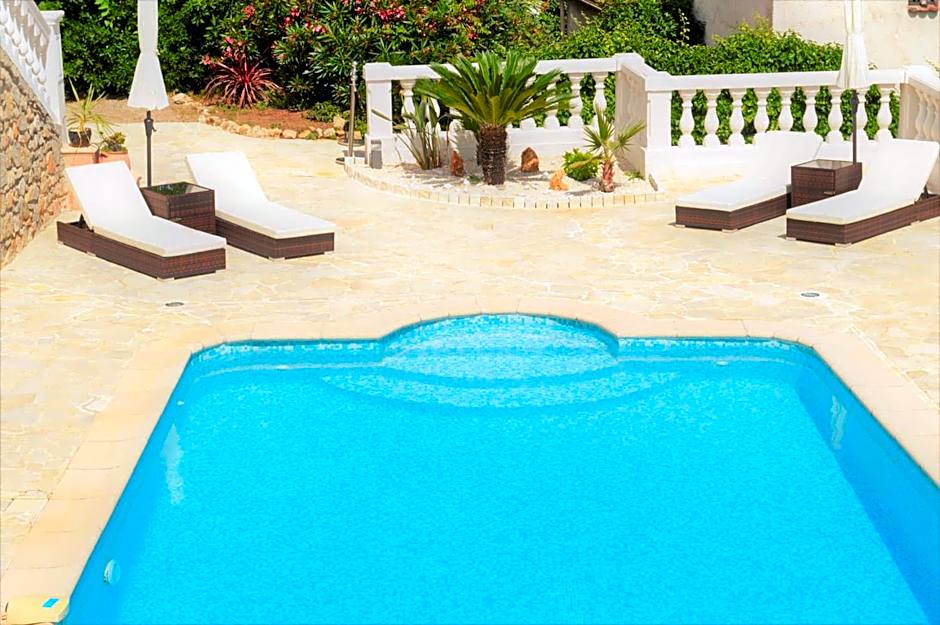 Villa La Terre Des Lauriers