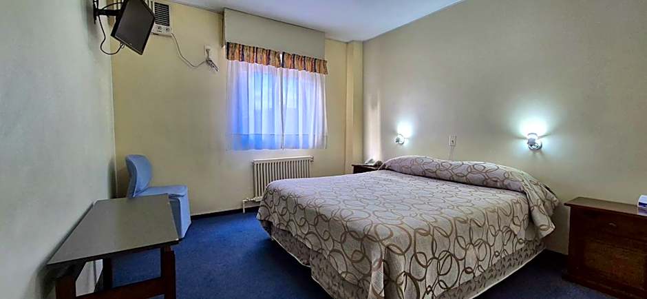 Hotel Puerta del Sol