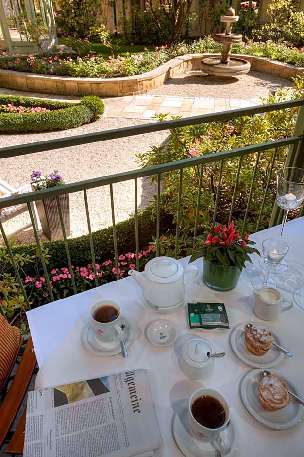 MAXIMILIAN MUNICH Apartments & Hotel