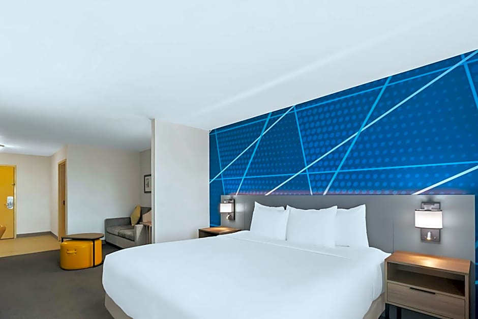 Comfort Suites Bentonville - Rogers