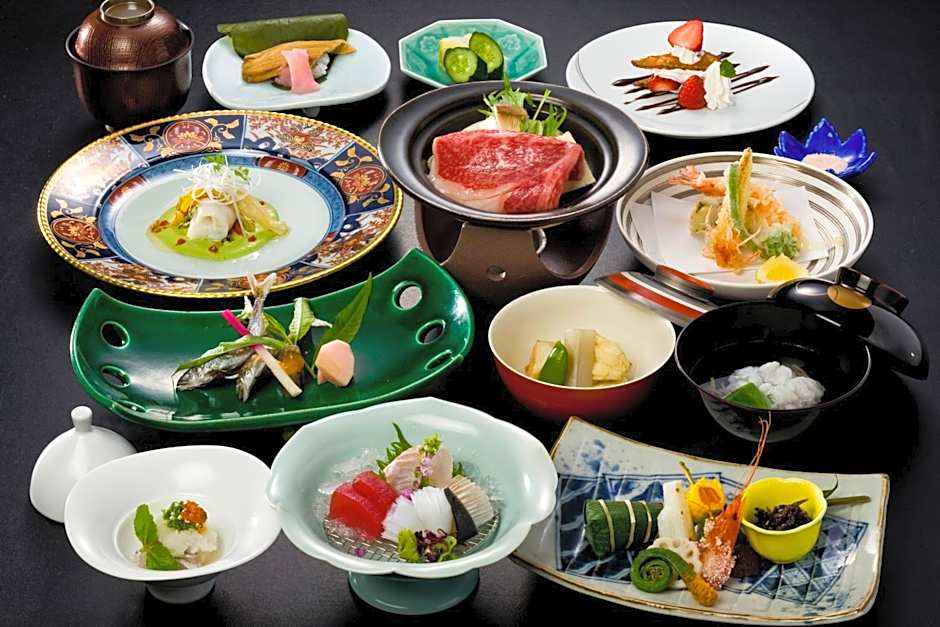 山荘 風の杜 Sanso Kazenomori