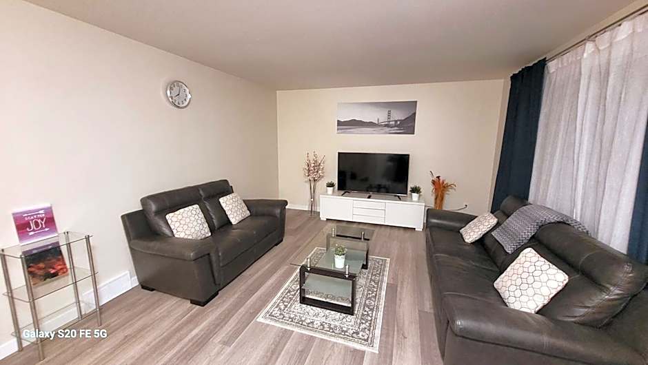 Home away from home - 6 bedroom fantastic bungalow