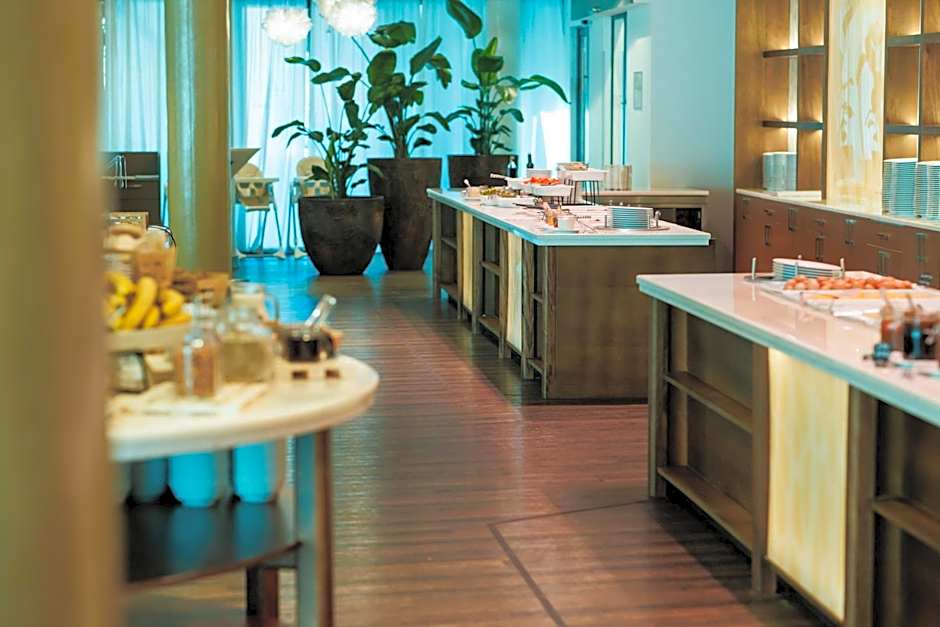 Palmon Bay Hotel & Spa