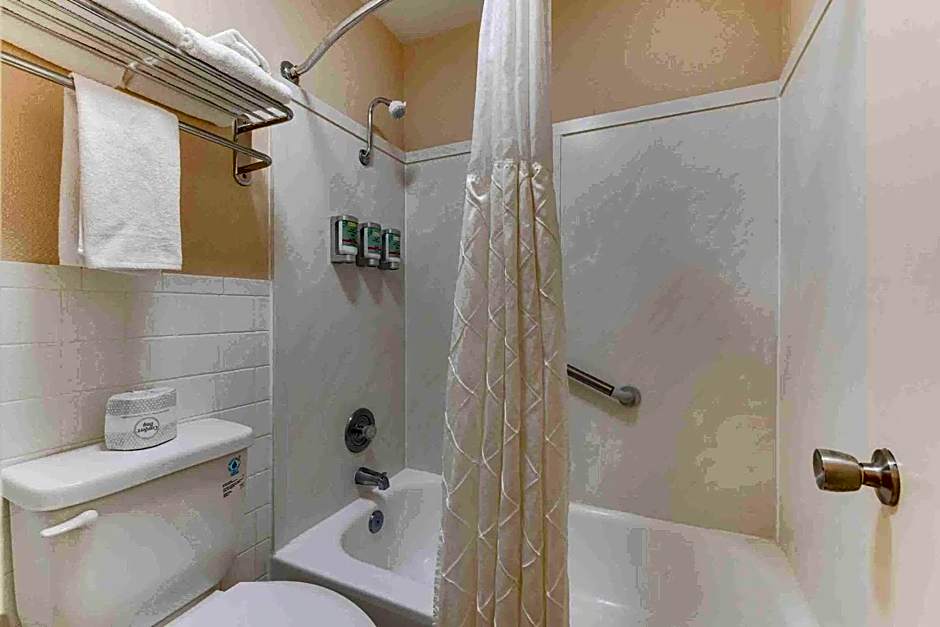Best Western Movie Manor
