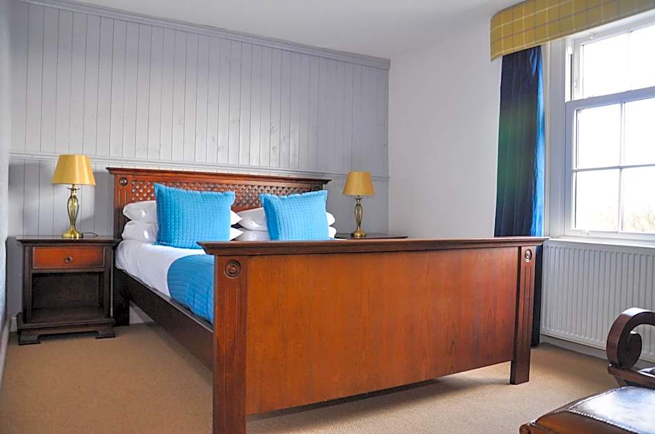 The Beaufort, Raglan