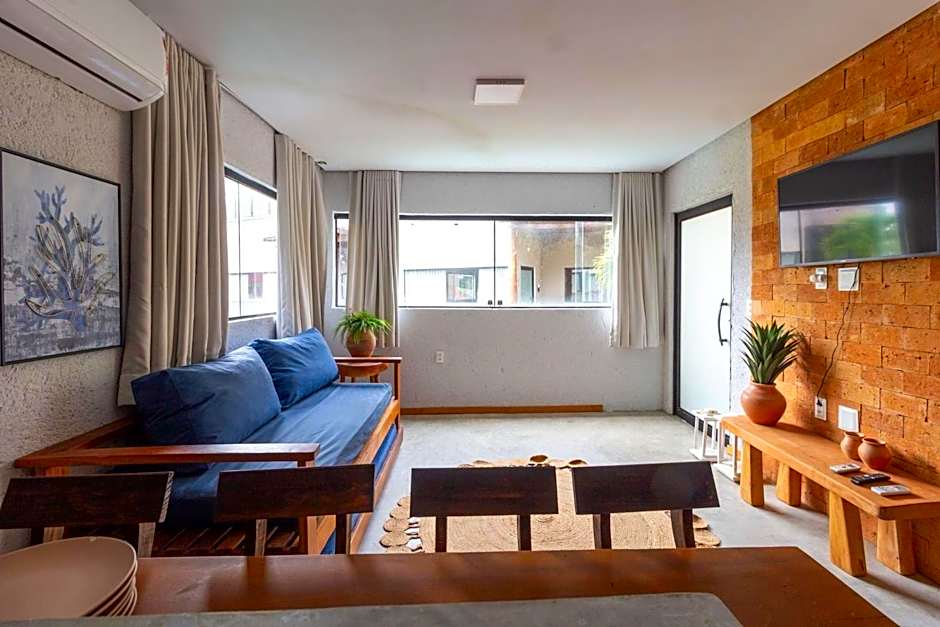 Casa com Piscina Privativa Lambari 102 by Qavi