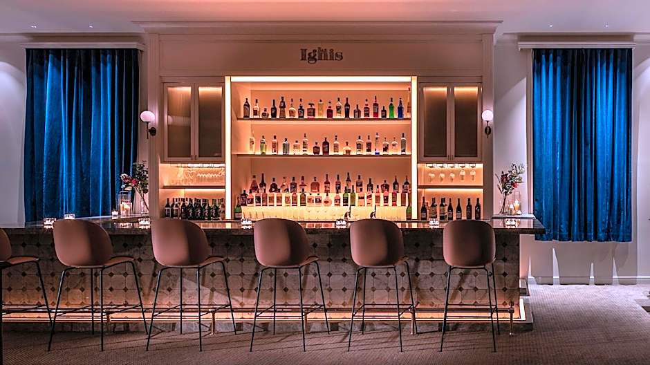 UNWIND HOTEL & BAR OTARU