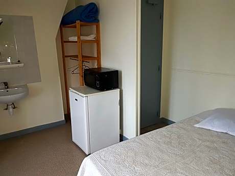 Twin Room with Shared Bathroom