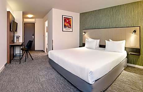 Superior King Room - Non-Smoking