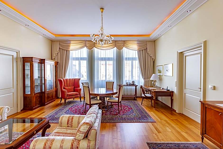 Photo 1 of 7 of Presidential Suite