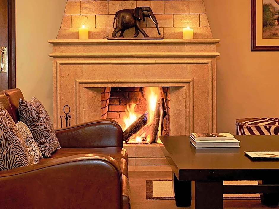 Fairmont Mount Kenya Safari Club