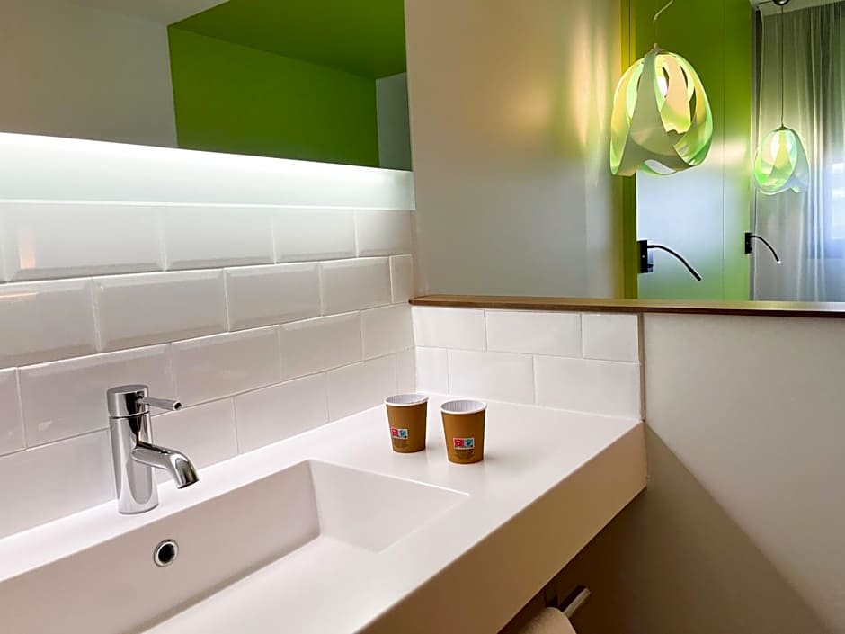 Ibis Styles Nimes Gare Centre Hotel