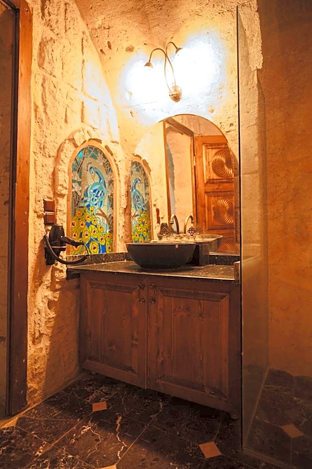 Hu of Cappadocia - Special Class
