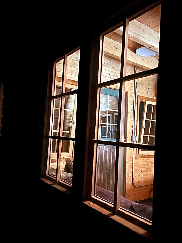 Idyllic Cabin Retreat Only 5 Minutes Away From Nelson