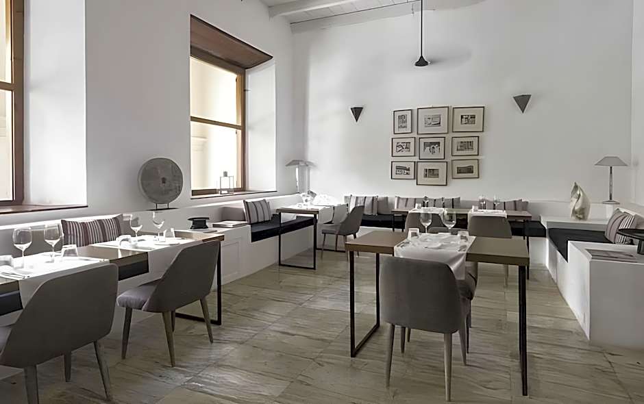 The Fort Printers Hotel