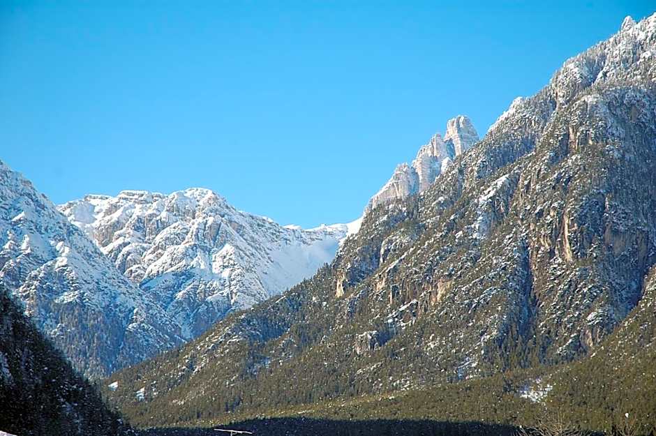 Albergo Ristorante Cacciatori