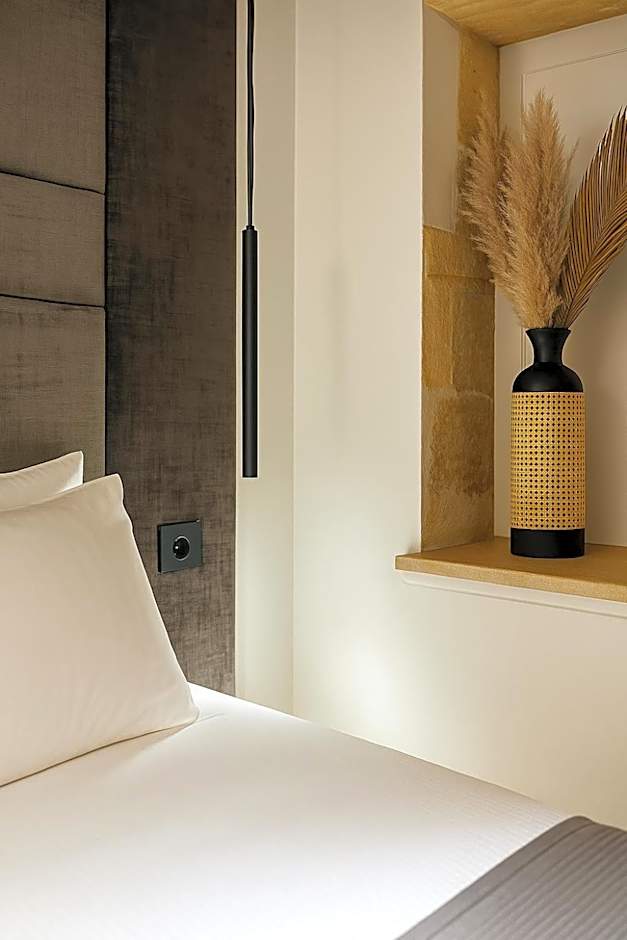 MAYA Appartements & Suites