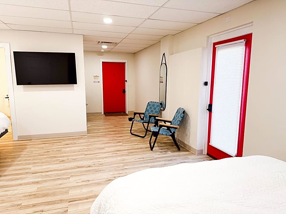 Explorer Rest & Recreation