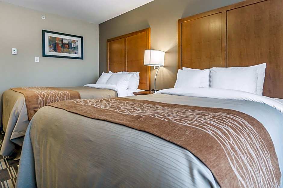Comfort Inn & Suites Edmonton International Airport