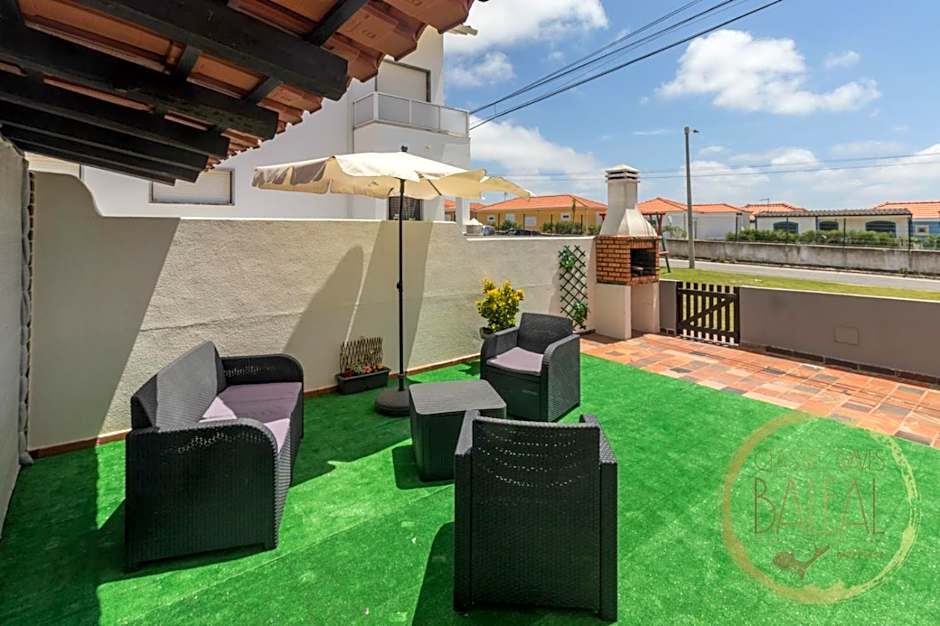 Baleal Classic Waves Guest House