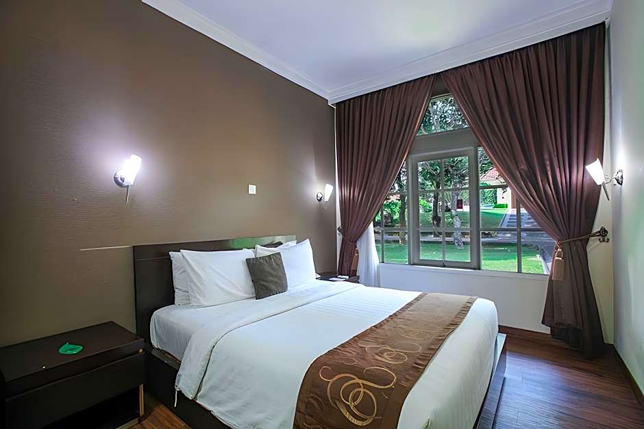 The Royale Krakatau Hotel