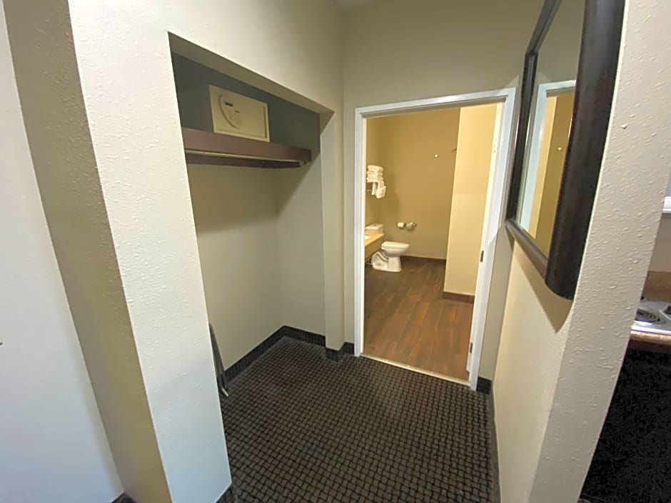 Baymont by Wyndham Colorado Springs
