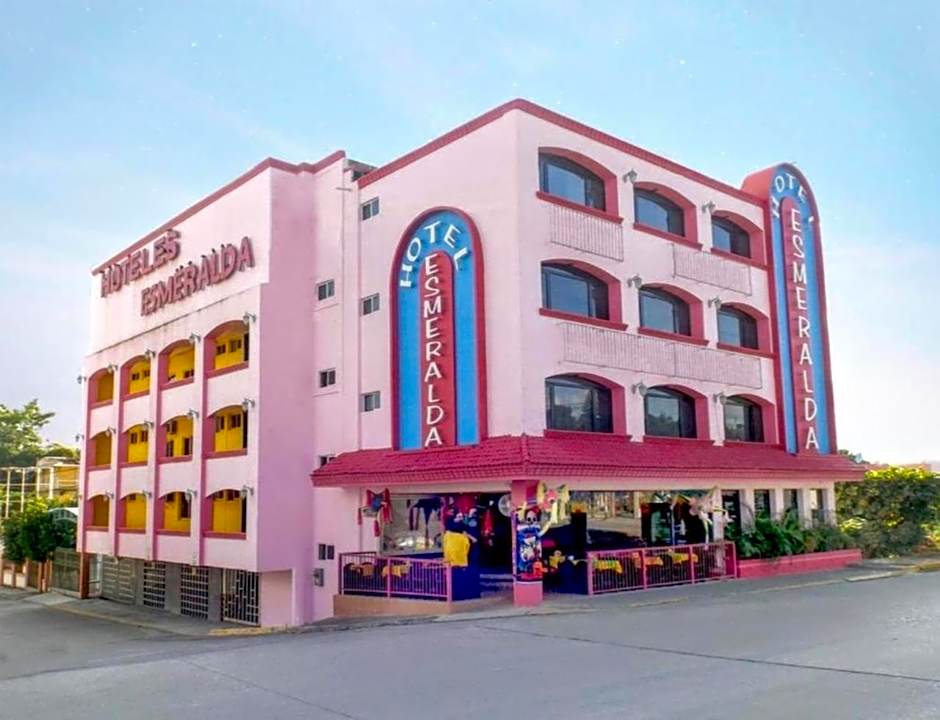 Hotel Esmeralda