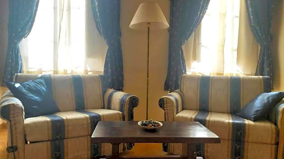 Tornabuoni La Petite Suite