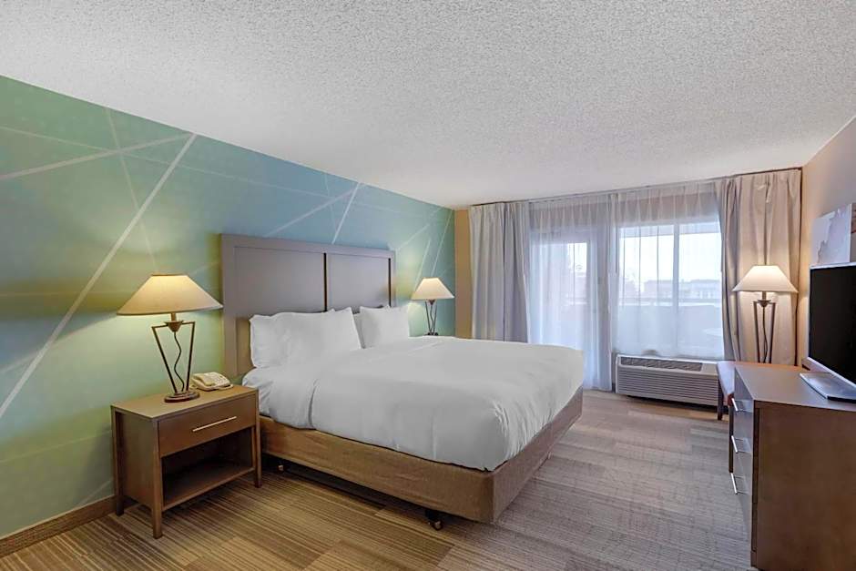 Comfort Inn & Suites Boulder