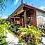 D'Muncuk Huts Lembongan