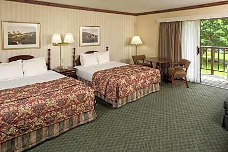 Upper Level Room with Two Queen Beds
