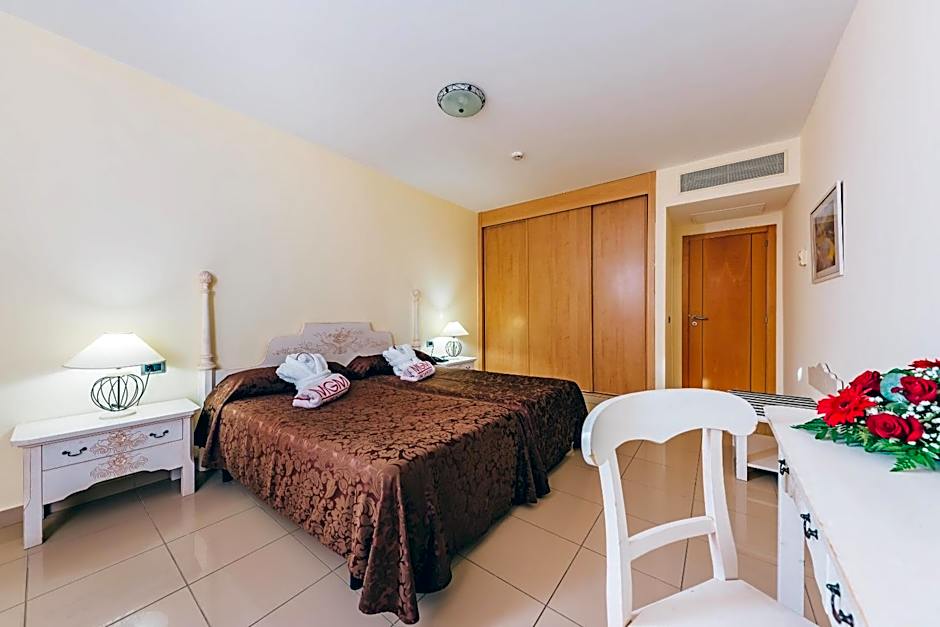 Grand Muthu Golf Plaza Hotel & Spa