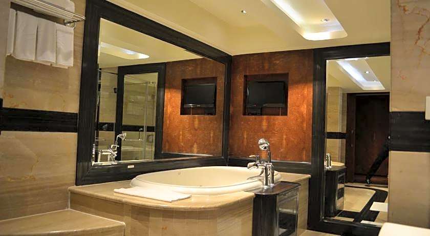 Vivanta Hyderabad, Begumpet